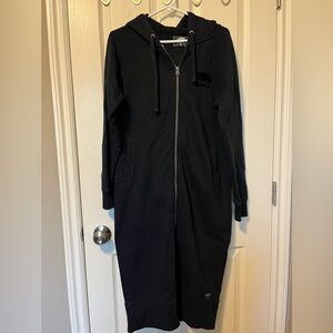 Extra Long Roots Black Zip Up Sweater
